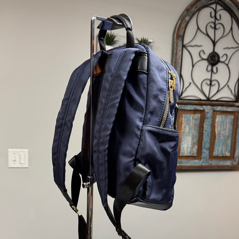 Ellen Tracy Navy Nylon Backpack with Gold Hardware EUC - Picture 7 of 17
